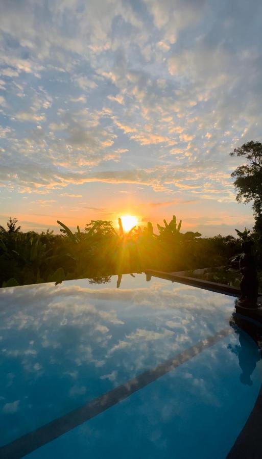 מלון Sunset Hill Lembongan מראה חיצוני תמונה