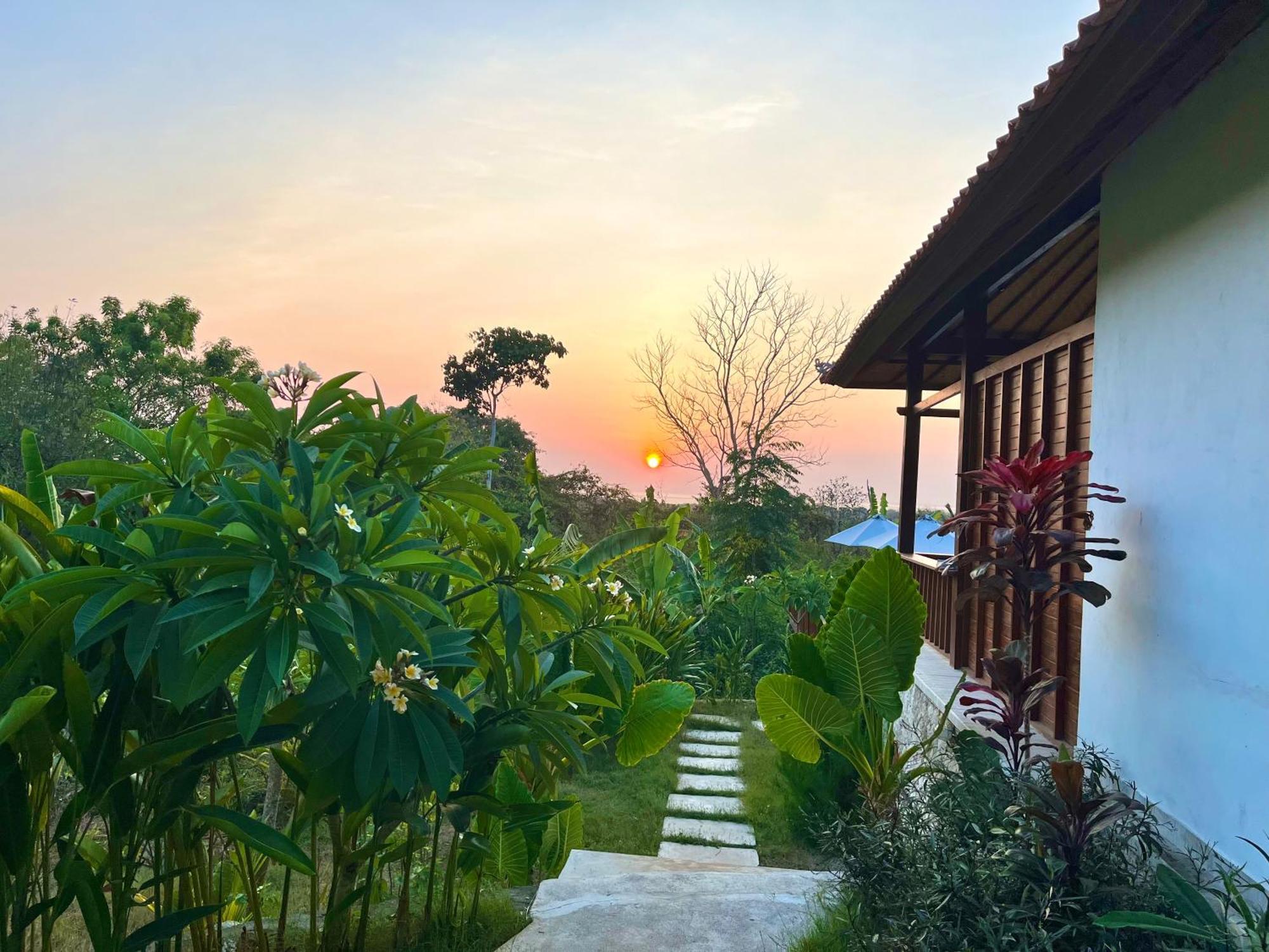 מלון Sunset Hill Lembongan מראה חיצוני תמונה