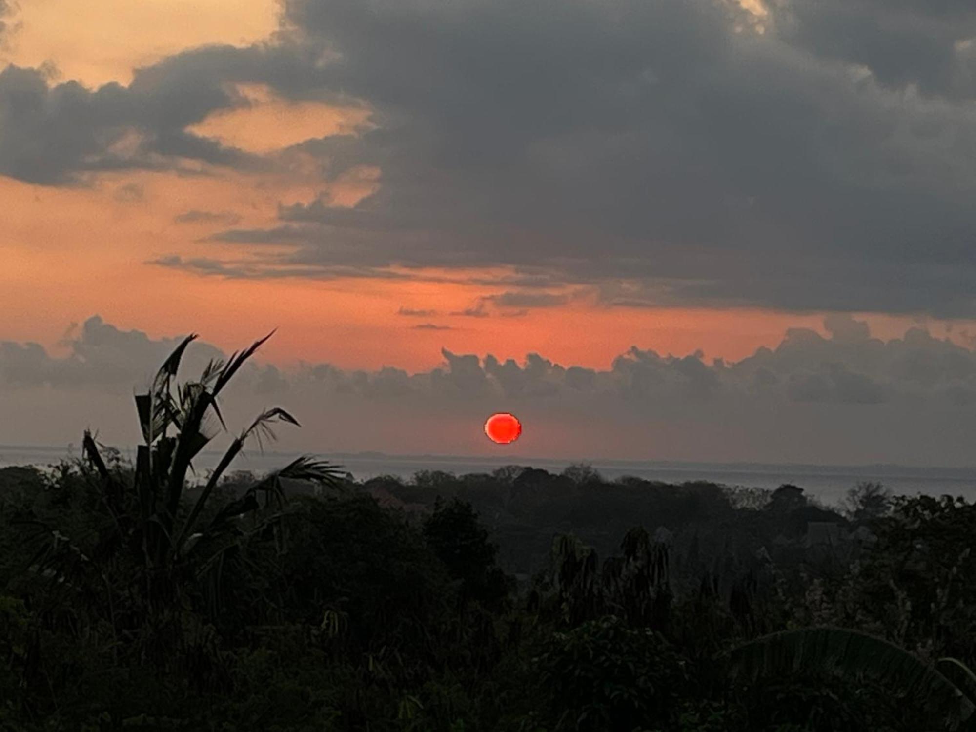 מלון Sunset Hill Lembongan מראה חיצוני תמונה